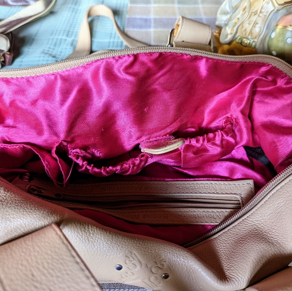 Stone Mountain Tan leather purse - Picture 2 of 11